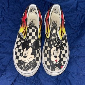 Disney x Vans boys/girls Classic Slip-on Mickey & Minnie Mouse Youth size 13.5